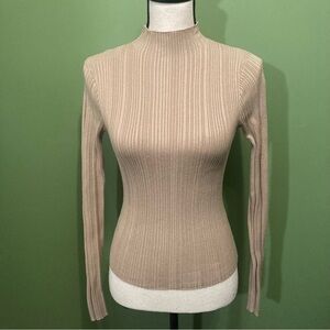 Dynamite Ribbed Knit Top in tan/Brown